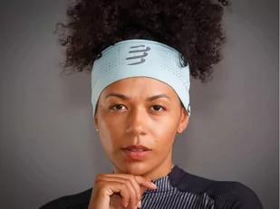 COMPRESSPORT Opaska na głowę HEADBAND ON/OFF v3 błękitna - Czapki i chusty sportowe damskie - miniaturka - grafika 2