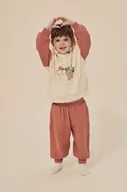 Spodnie i spodenki dla dziewczynek - Konges Sløjd spodnie dresowe bawełniane dziecięce kolor czerwony gładkie - miniaturka - grafika 1