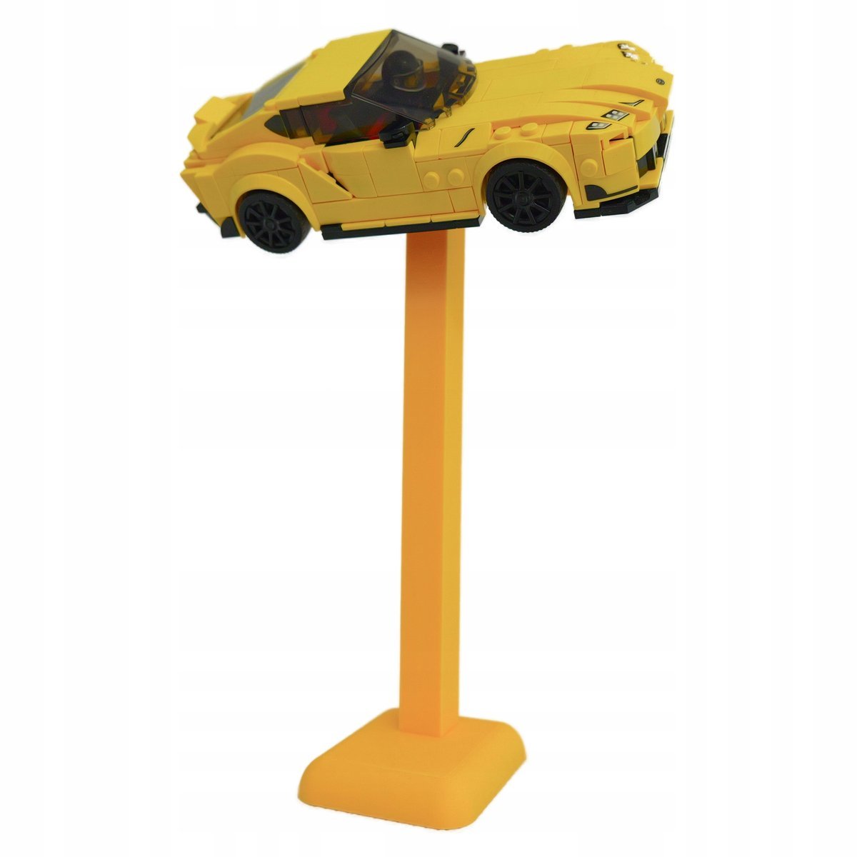 Podstawka pod samochody Speed Champions 20cm - ekspozytor - NA PREZENT