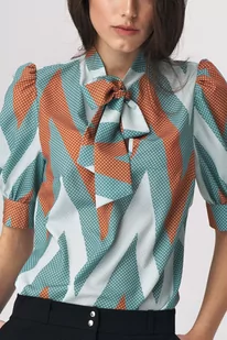 Turkusowa bluzka z wiązaniem na dekolcie w zygzak - B111 (kolor zygzak, rozmiar 38) - Bluzki damskie - miniaturka - grafika 3