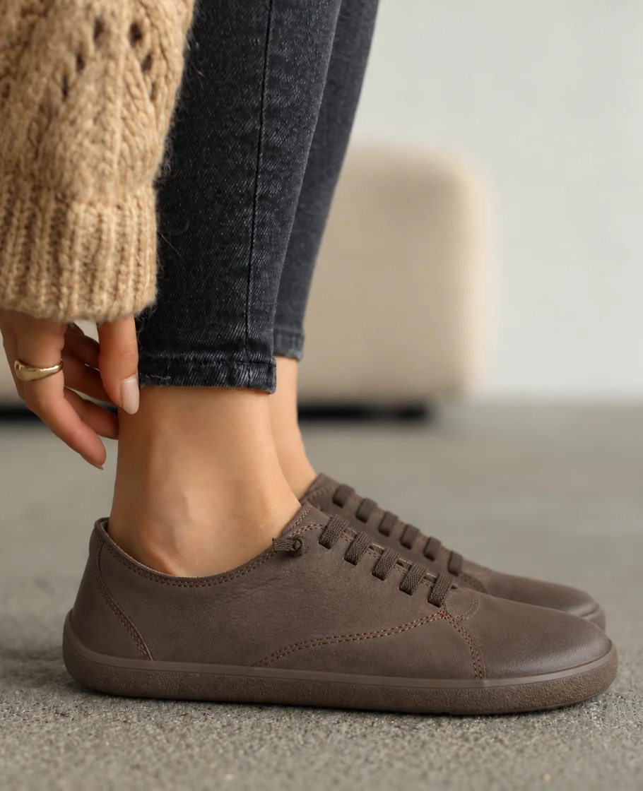 Skórzane czekoladowe barefoot półbuty damskie Belania 40