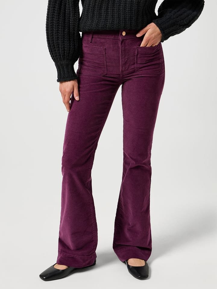Wrangler Spodnie sztruksowe w kolorze fioletowym