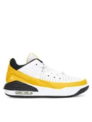 Buty dla chłopców - Nike Sneakersy Jordan Max Aura 5 (Gs) DZ4352 701 Biały - miniaturka - grafika 1