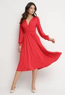 Sukienki - Czerwona Rozkloszowana Sukienka z Wiskozą o Kopertowym Kroju Selwenna - miniaturka - grafika 1