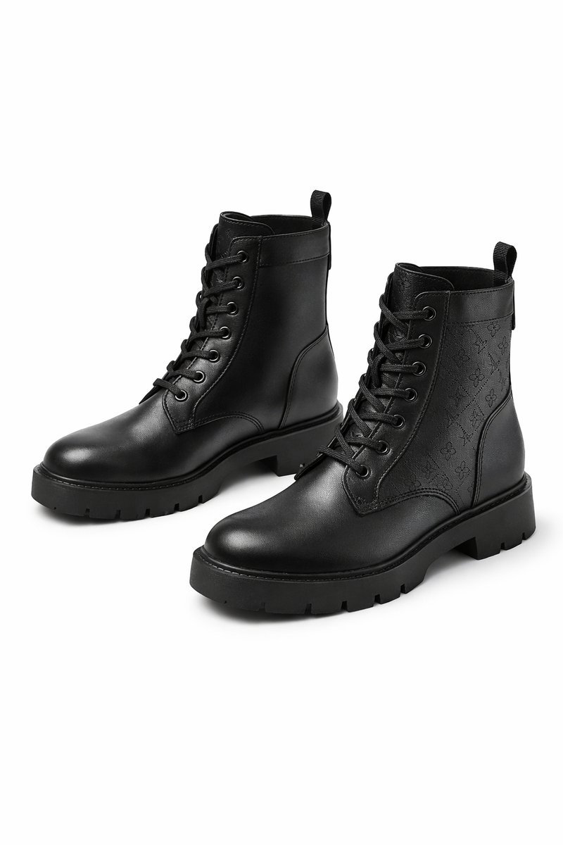 GUESS CZARNE BOTKI DAMSKIE SKÓRZANE WZÓR Z LOGO NA KOSTKĘ 39 1I3A