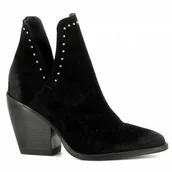 Botki damskie - Czarne zamszowe botki damskie zdobione ćwiekami CARINII - Carinii - miniaturka - grafika 1