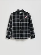 Bluzki dla chłopców - Reserved - Bawełniana koszula w kratę - czarny - miniaturka - grafika 1
