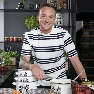 Garnek emaliowany Emalia Polska Pleszew Fruits by Mateusz Gessler 18 cm 2,65 l - Garnki - miniaturka - grafika 2