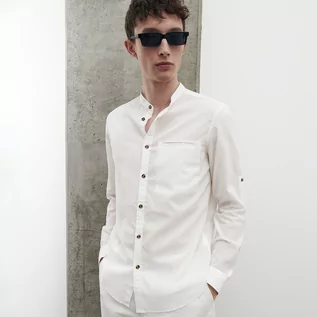 Koszule męskie - Reserved Bawełniana koszula slim fit - Biały - grafika 1
