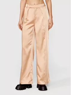 Spodnie damskie - Simple Spodnie materiałowe SPD014 Beżowy Regular Fit - grafika 1