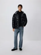 Kurtki męskie - Reserved - Pikowana kurtka z kapturem - czarny - miniaturka - grafika 1