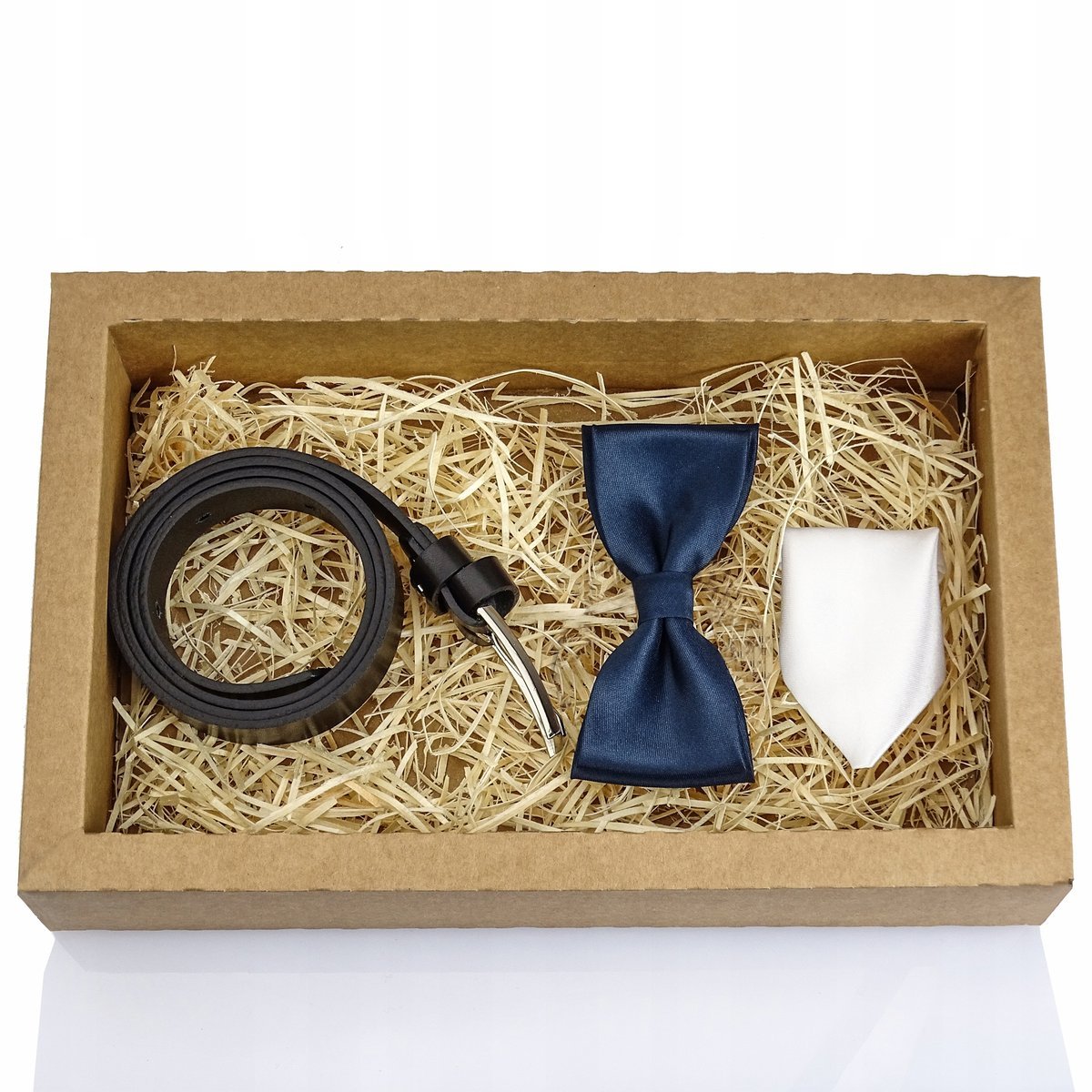 PASEK SKÓRZANY dla Chlopca GRACIO MUCHA GRANAT DO KOMUNII BIAŁA POSZETKA