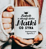 Gadżety dla niej i dla niego - Śmieszny kubek na Dzień Matki od syna - miniaturka - grafika 1