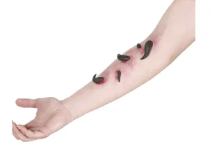 Lateksowe pijawki - 5 szt. - Halloween - miniaturka - grafika 1