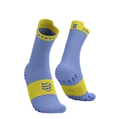 Skarpetki sportowe męskie - COMPRESSPORT Skarpetki do biegania wysokie PRORACING SOCKS V4 RUN HIGH jacaranda/maize - miniaturka - grafika 1