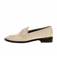 Mokasyny damskie - GUESS BEŻOWE MOKASYNY DAMSKIE Z DROBNYM ZŁOTYM OZDOBIENIEM 36 GNA - miniaturka - grafika 1