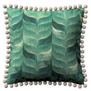 Poszewki na poduszki - Dekoria Poszewka Wera na poduszkę szmaragdowo-zielony wzór na lnianym tle 45 × 45 cm Abigail 150-143-16 - miniaturka - grafika 1