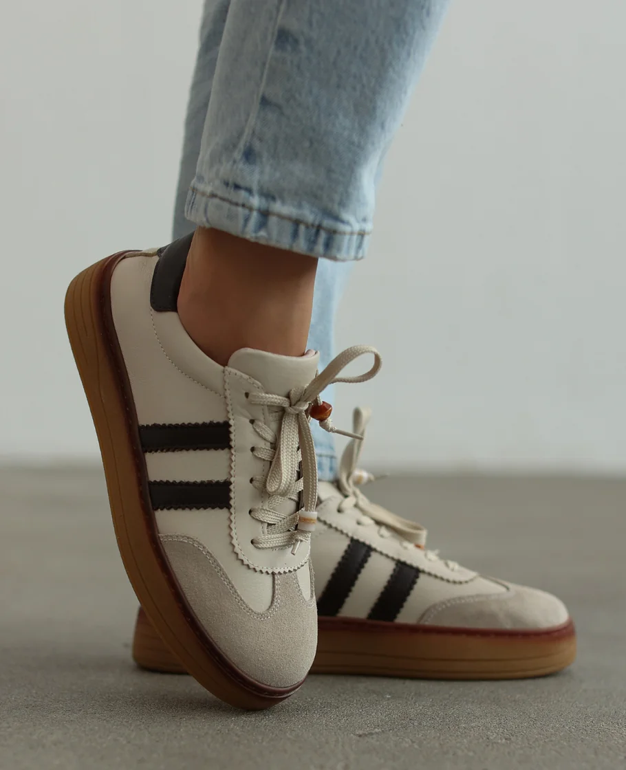 Skórzane beżowe sneakersy damskie Zenovia 40