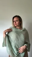 Moda i Uroda OUTLET - Delikatny jak mgiełka szal w kolorze mietowym. - miniaturka - grafika 1