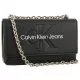 Torebki damskie - Torebka Listonoszka Sculpted Ew Flap Conv25 Mono Black/Metallic Logo K60K611866 0GL (CK431-a) Calvin Klein - miniaturka - grafika 1