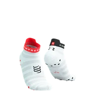 Skarpetki sportowe męskie - COMPRESSPORT Skarpetki do biegania PRORACING SOCKS V4 ULTRALIGHT RUN LOW white/red/black - miniaturka - grafika 1