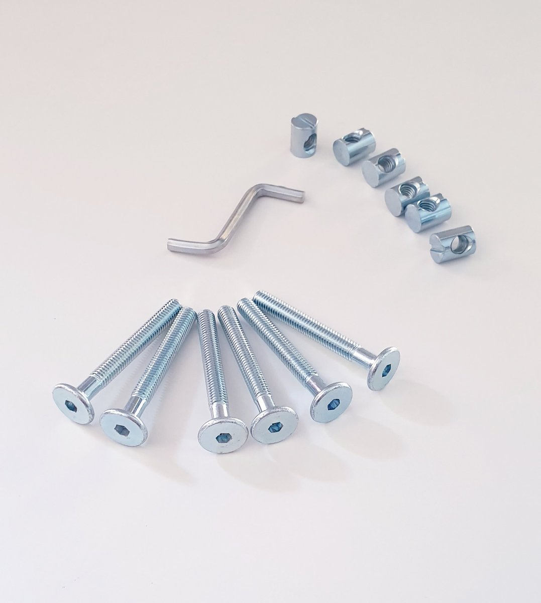 Zestawy Śruby do łóżeczka dziecięcego, 5 cm