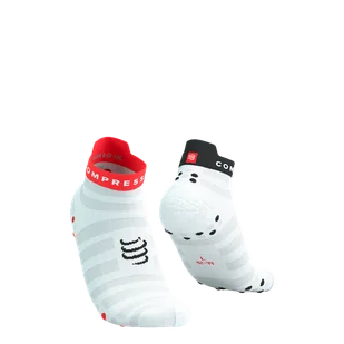 COMPRESSPORT Skarpetki do biegania PRORACING SOCKS V4 ULTRALIGHT RUN LOW white/red/black - Skarpetki sportowe męskie - miniaturka - grafika 1