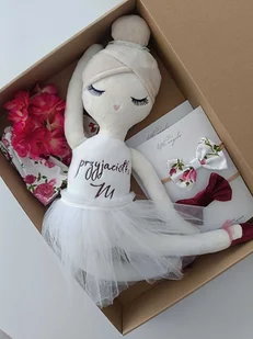 Lalka szmaciana personalizowana 57 cm + zestaw kokardek - Pamiątka Chrztu Świętego - miniaturka - grafika 1