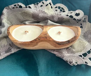 Naturalna świeca sojowa w drewnie oliwnym DOK-22 - Świece - miniaturka - grafika 1