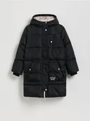 Kurtki i płaszcze dla dziewczynek - Reserved - Długi pikowany płaszcz z kapturem - czarny - miniaturka - grafika 1