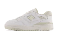 Buty sportowe damskie - New Balance 550 White Beige Silver Birch - miniaturka - grafika 1