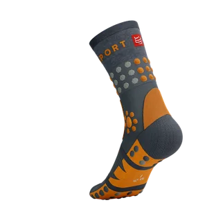 COMPRESSPORT skarpetki trekkingowe TREKKING SOCKS magent/autumn glory - Skarpetki sportowe męskie - miniaturka - grafika 9