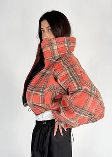 Krótka kurtka typu bomber teddy red rush - Kurtki damskie Krótka kurtka typu bomber teddy red rush - Kurtki damskie - miniaturka - grafika 1