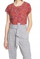 Koszulki i topy damskie - VERO MODA CZERWONY T SHIRT Z KWIATOWYM NADRUKIEM I OKRĄGŁYM DEKOLTEM XS XQA - miniaturka - grafika 1