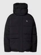 Kurtki męskie - Kurtka pikowana o kroju relaxed fit z nadrukiem z logo - miniaturka - grafika 1
