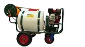 Opryskiwacze - MASTERCUT OS100T/40 OPRYSKIWACZ SPALINOWY JEZDNY TACZKOWY WÓZKOWY NA KOŁACH 100L - miniaturka - grafika 1