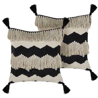 Poduszki dekoracyjne - 2 bawełniane poduszki w geometryczny wzór z frędzlami 45 x 45 cm beżowo-czarne HYDRANGEA - miniaturka - grafika 1