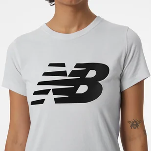 Damska Koszulka NEW BALANCE NB CLASSIC FLYING NB GRAPHIC TEE NBWT03816WT – Biały - Koszulki i topy damskie - miniaturka - grafika 1