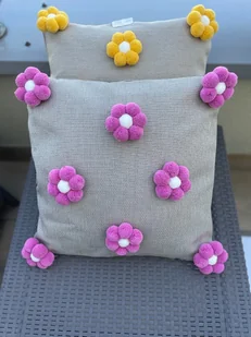 Poduszka dekoracyjna kwiaty - Poduszki dekoracyjne - miniaturka - grafika 1