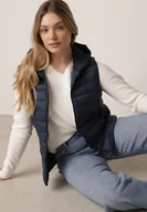 Kamizelki damskie - Granatowa Pikowana Kamizelka Przejściowa z Kapturem Neanissa - miniaturka - grafika 1