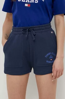 Spodenki damskie - Tommy Jeans szorty bawełniane kolor granatowy z nadrukiem high waist - grafika 1