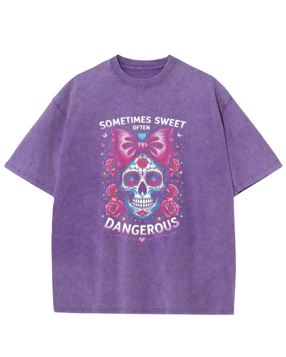 Koszulka oversize efekt sprania Czaszka Kokarda Kwiaty fioletowy L