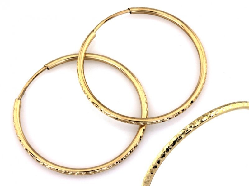 Kolczyki koła ze złota żółtego diamentowane na szarnirze 33 mm dla kobiety