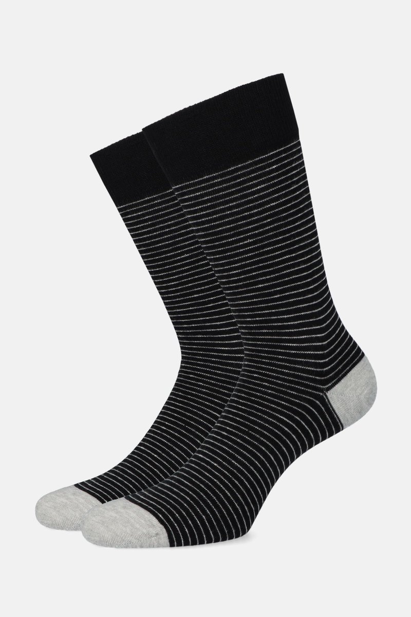 Skarpety Czarne w Paski