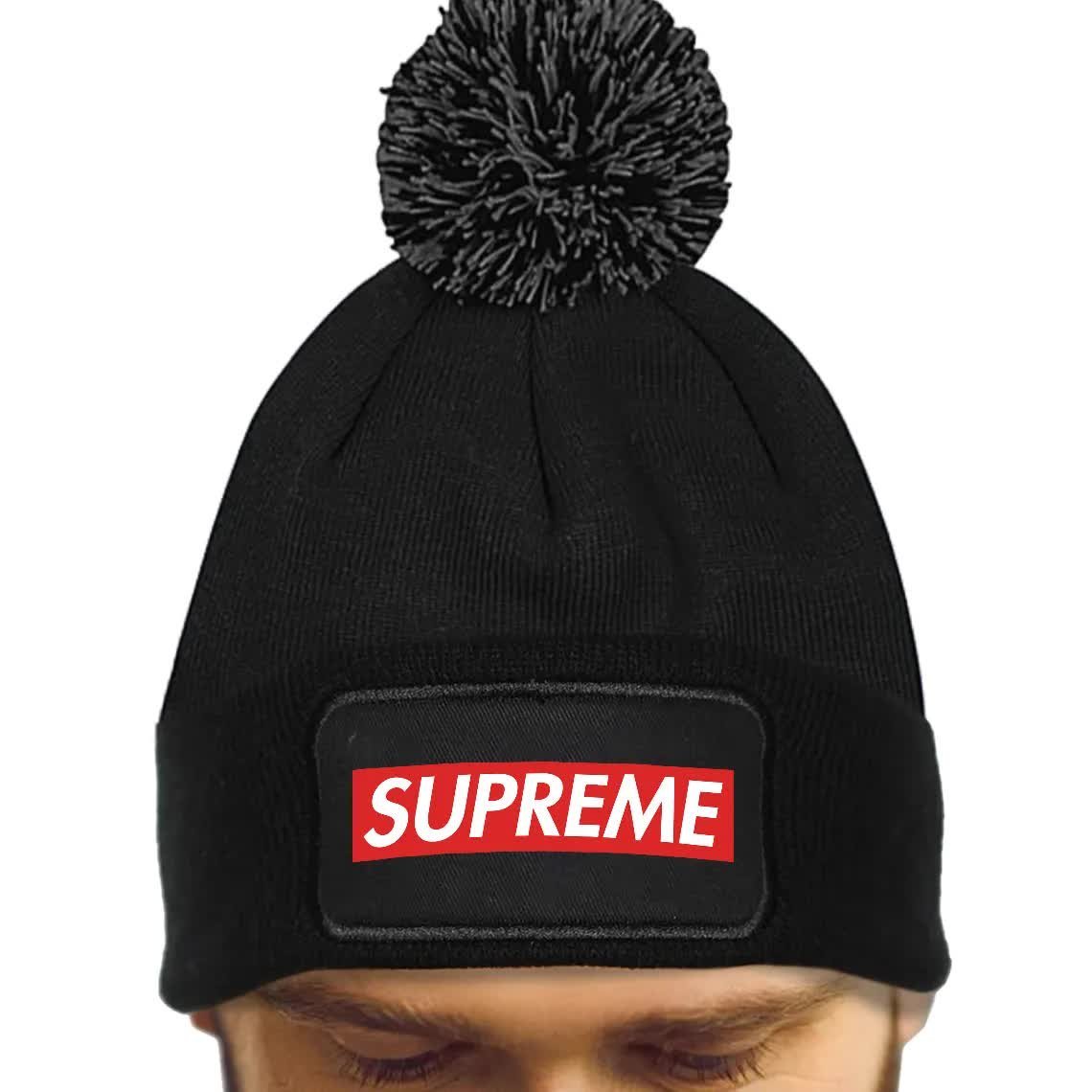 Czarna Czapka Zimowa Z Pomponem SUPREME Ciepła Na Prezent Mix Wzorów