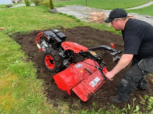 CEDRUS TJ02 TRAKTOREK TRAKTOR JEDNOOSIOWY MIKROCIĄGNIK GLEBOGRYZARKA DZIK WOM JANSEN AGRO BCS PASQUALI GRILLO MURATORI - EWIMAX - OFICJALNY DYSTRYBUTOR - AUTORYZOWANY DEALER CEDRUS - Ciągniki jednoosiowe - miniaturka - grafika 23