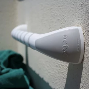 Uchwyt naścienny Etac Handy 60 cm - Akcesoria dla osób starszych i niepełnosprawnych - miniaturka - grafika 1