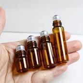 Pozostałe akcesoria kosmetyczne - TEMU 30 szt. Butelki z amerykańskim szkłem z rolkami i pokrywkami ze stali nierdzewnej - 1Ml/2Ml/3Ml/5Ml Mini butelki do olejków eterycznych, płynów - miniaturka - grafika 1