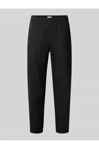 Spodnie o kroju classic fit z elastycznym pasem - CK Calvin Klein - Spodnie męskie - miniaturka - grafika 1