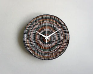 Brązowy zegar ścienny z ekologicznej wikliny - Zegary Brązowy zegar ścienny z ekologicznej wikliny - Zegary - miniaturka - grafika 1